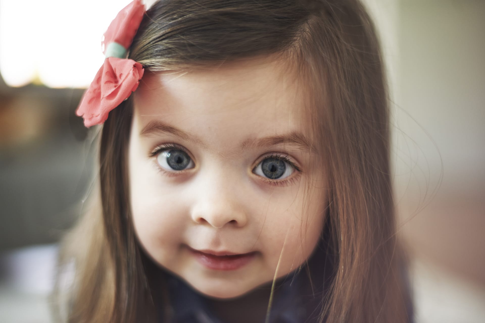 Portrait cute little girl with big eyes baby photoshoot