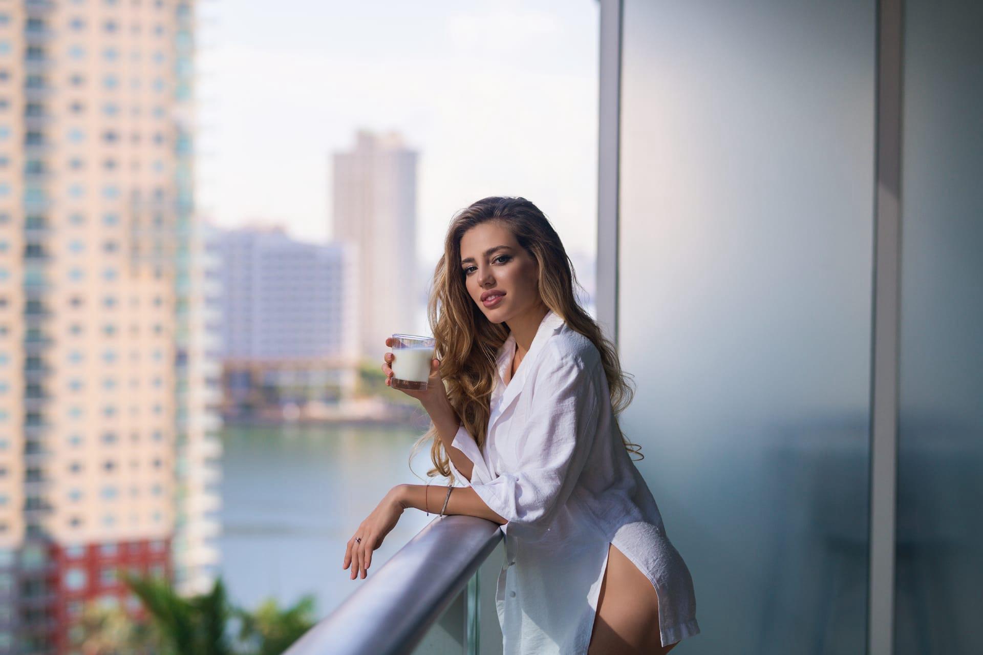 Beautiful lady picture 09