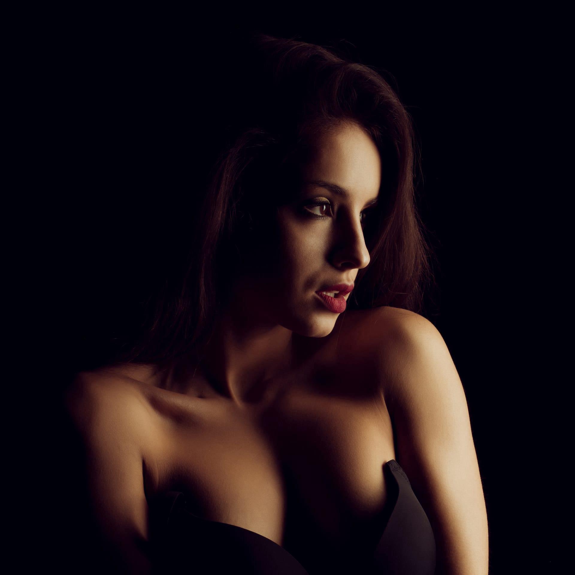 Beautiful mature woman images 17