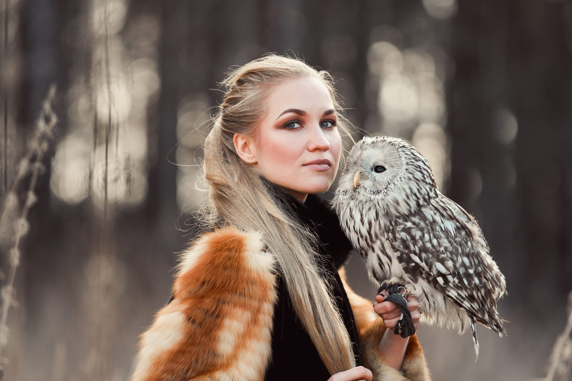 Spring long hair girl romantic portrait with owl art fashion photo beautiful makeup