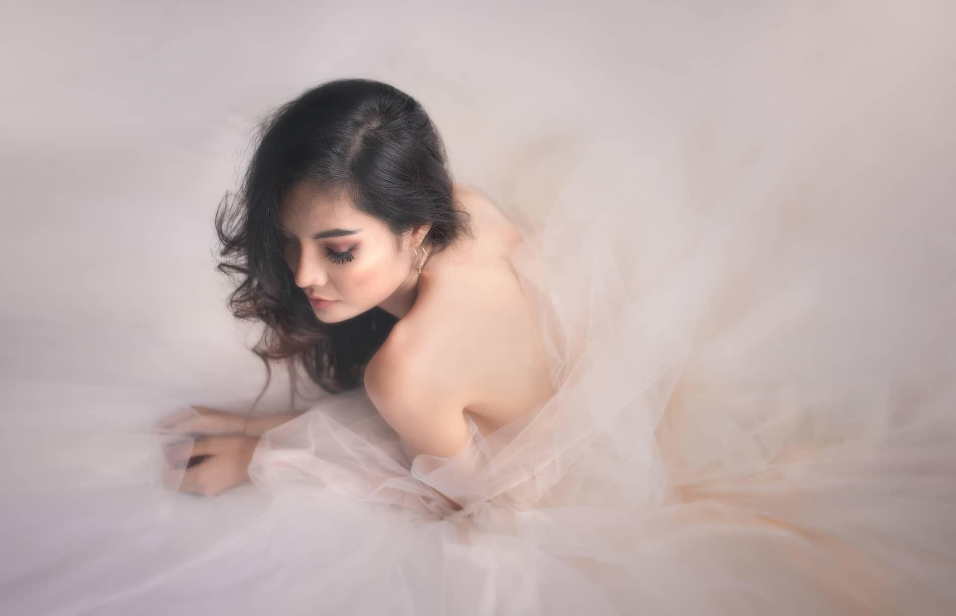 Female profile picture 01