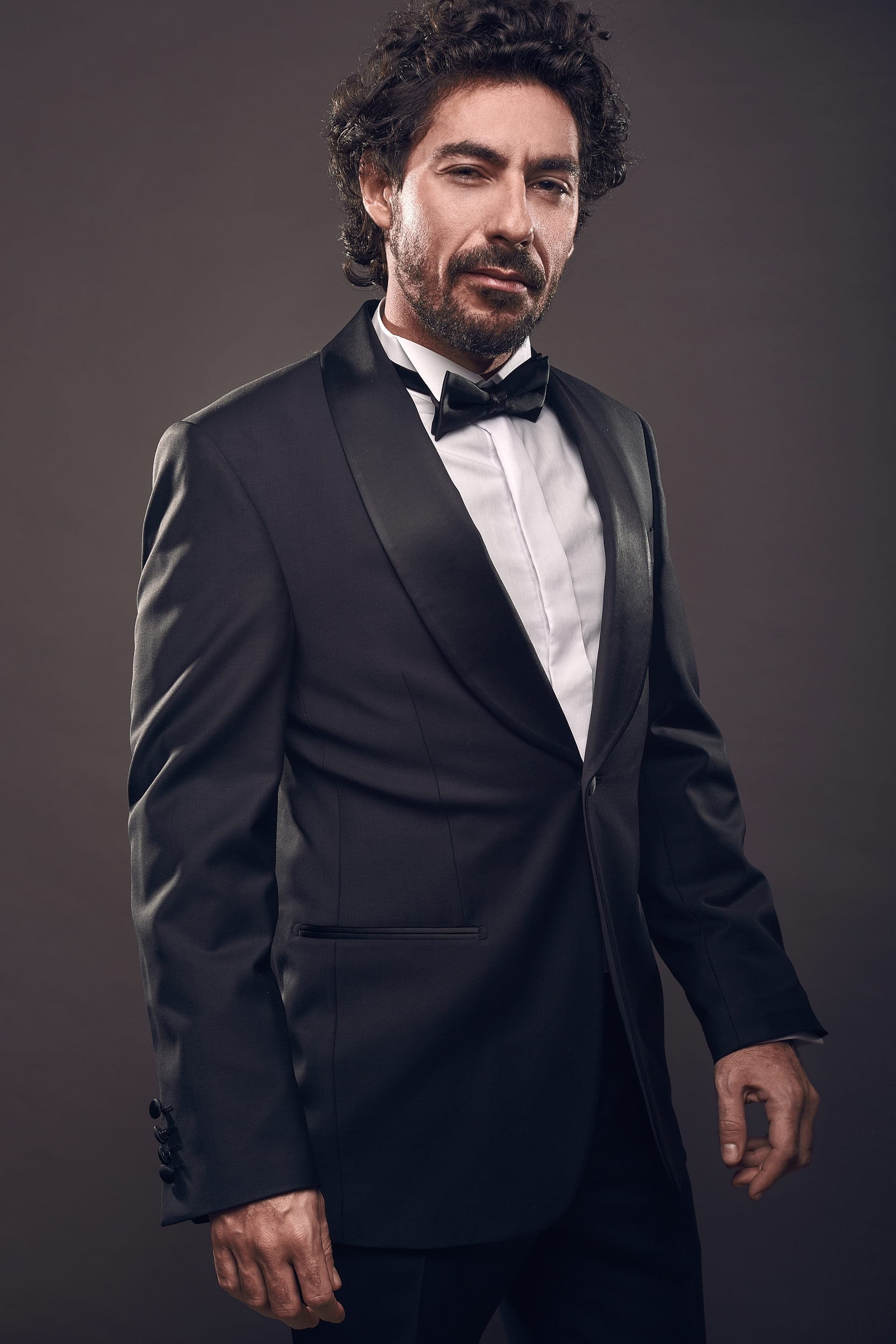 Portrait elegant brutal fashion man suit guy profile picture