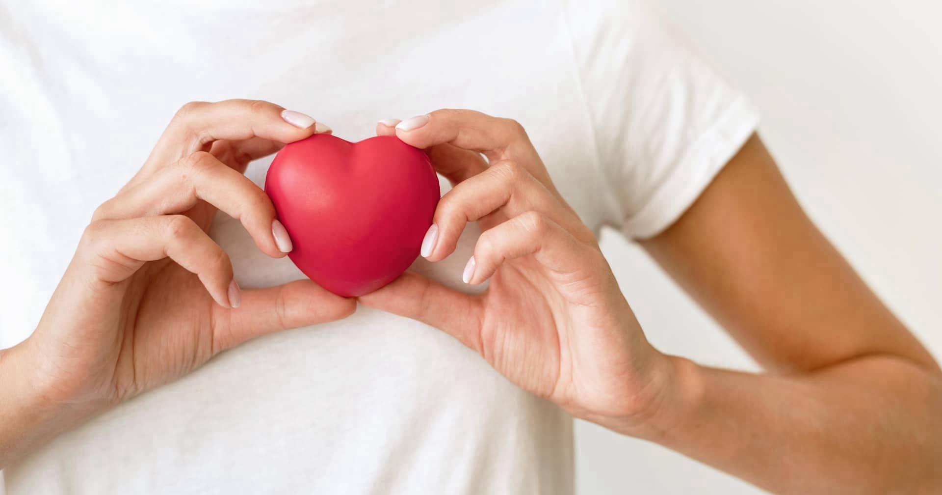 Heart profile picture 09